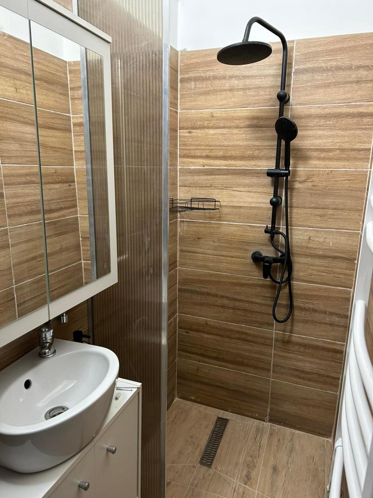 Jesolo Apartmanhaz บาลาตอนเคเรสตูร์ ภายนอก รูปภาพ