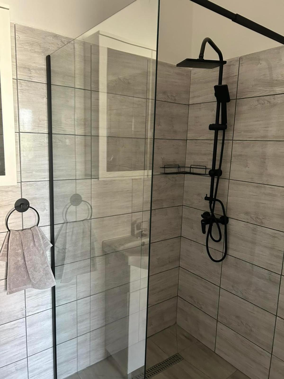 Jesolo Apartmanhaz บาลาตอนเคเรสตูร์ ภายนอก รูปภาพ
