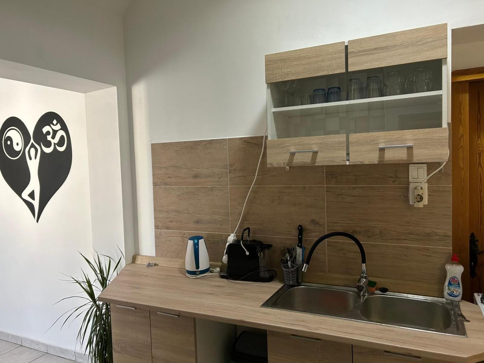 Jesolo Apartmanhaz บาลาตอนเคเรสตูร์ ภายนอก รูปภาพ